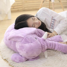 Cargar imagen en el visor de la galería, Elefantes de peluche para bebés y niños. Sirven de almohada y juguete.